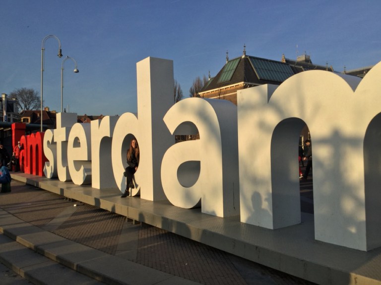 1.1481880031.clich-233