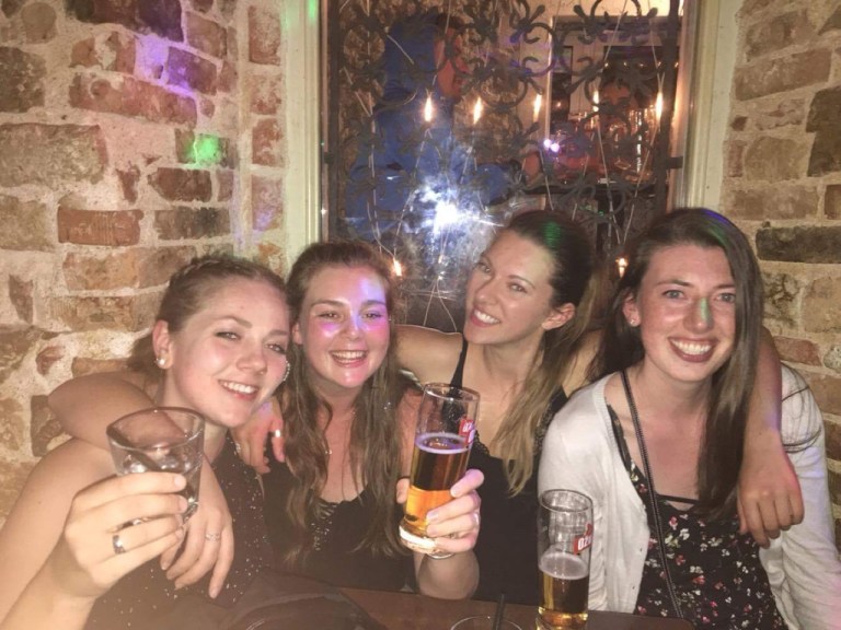 1.1476921600.charlie-s