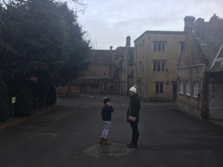 1.1482063309.our-lil-tour-guide